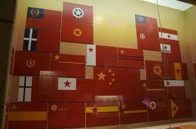 9e6d4b0334f84f8a9bd423d1d9b1c30c.png 图片33.png