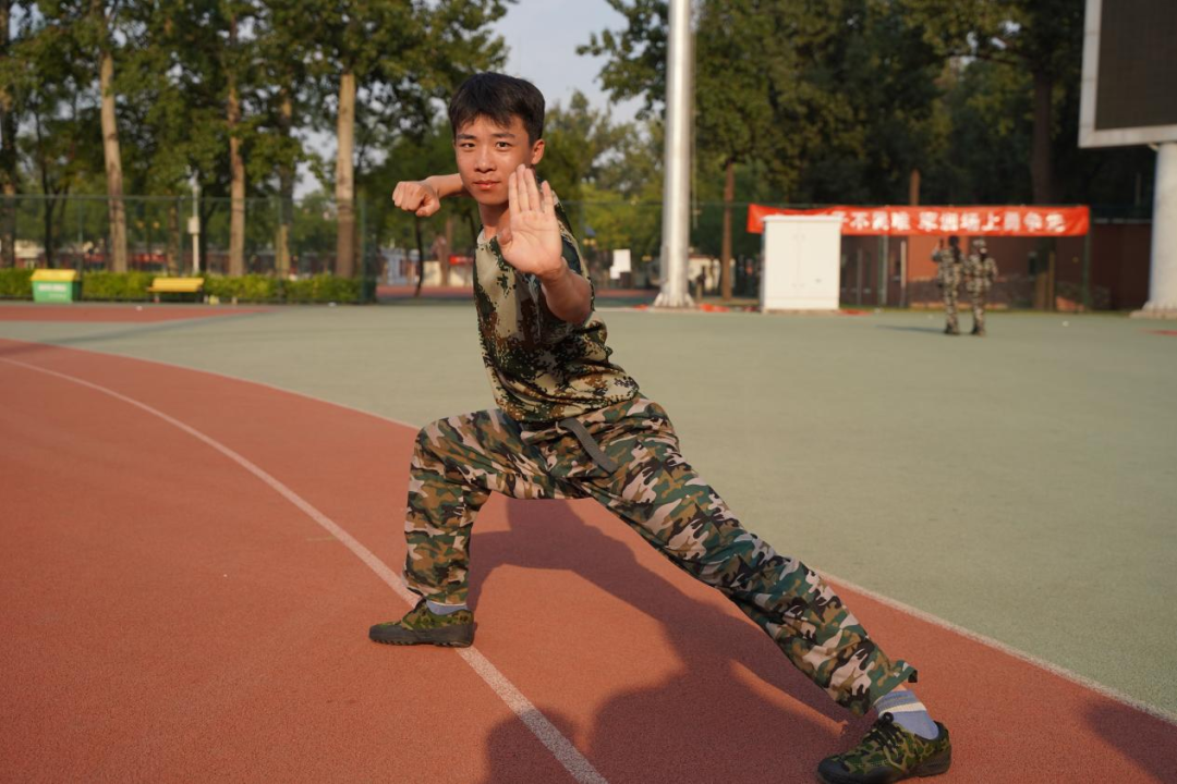 503227d13bf7462290bd4a39d8975c7f.png eSports电竞数据网提供专业