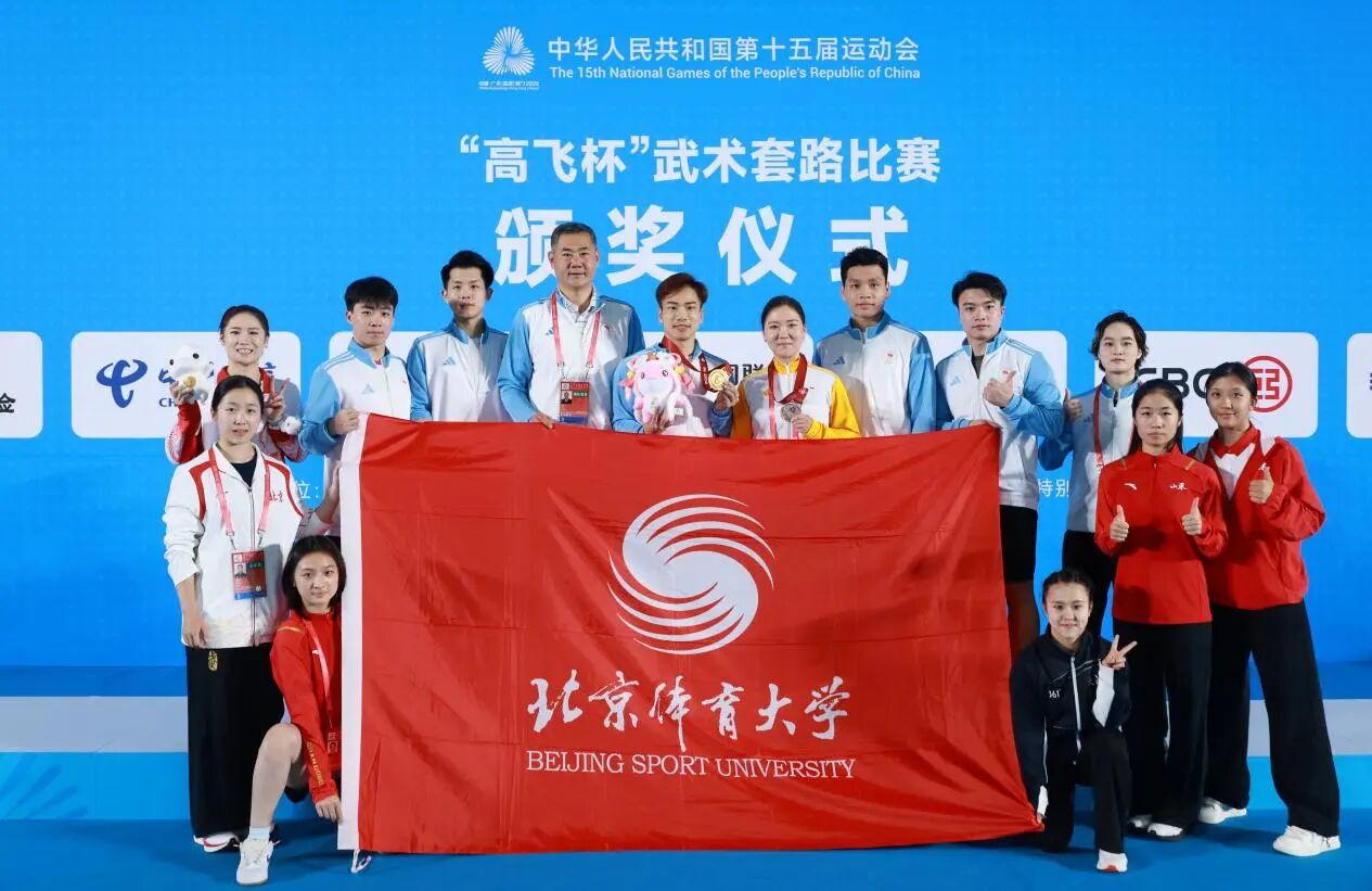 aa773a1cef8b4465a8a5e4a427feb586.jpg